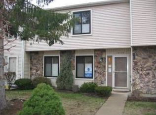 1644 Vermont Dr, Elk Grove Village, IL