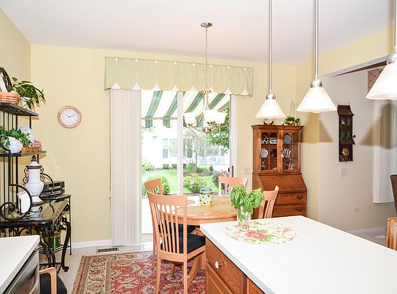 4th image of 12899 Milbrook Dr