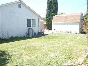 2nd image of 1816 Michigan Blvd