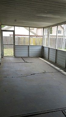 5th image of 2660 Gulf Dr