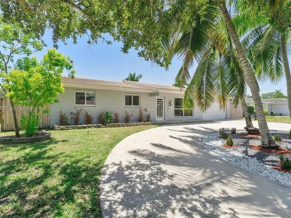 7220 NW 10th Pl, Plantation, FL 33313
