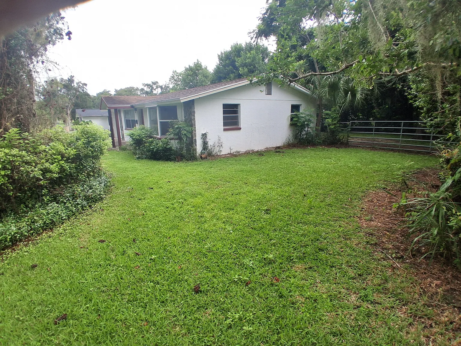 2 bed, 1293 sqft, $1,300 — Photo 2