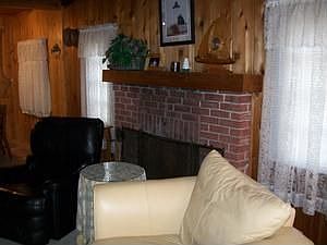 4th image of 3843 Traver Dr