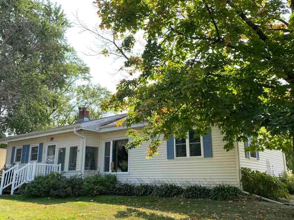 510 1st Ave, Charles City, IA 50616