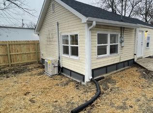 1204 N 8th St #B, Columbia, MO 65201