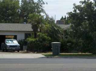 60 Academy Ave, Sanger, CA 93657