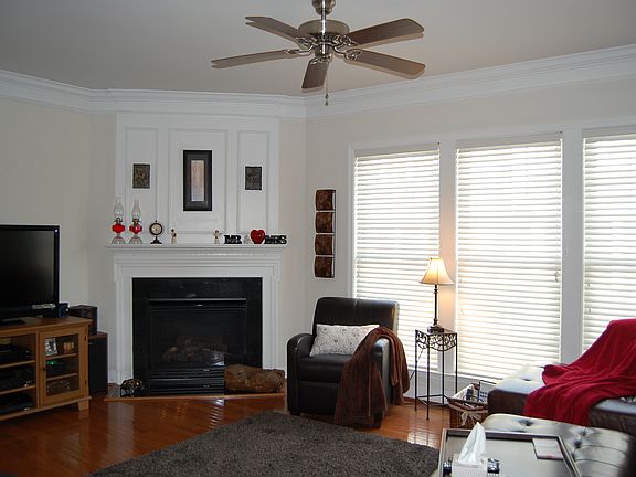 4th image of 2423 Huntington Park Dr
