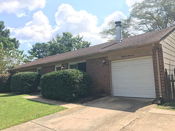 4th image of 3417 Saint Clair Dr
