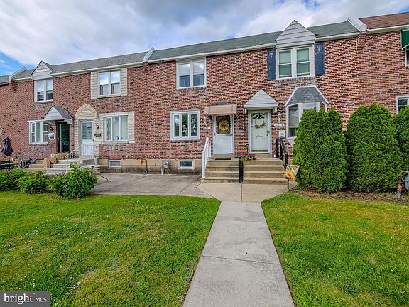 2nd image of 1075 Brookwood Ln