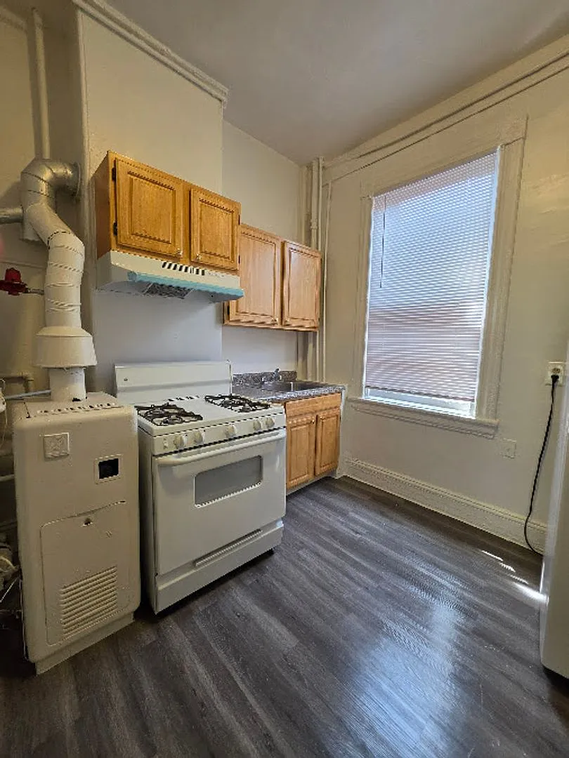 1408 P ST NW — Photo 3