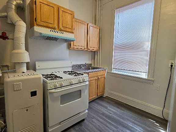 3rd image of 1408 P St NW