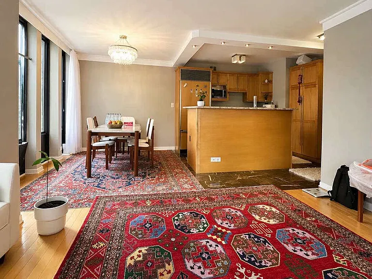 100 E Walton St #26D — Photo 4
