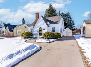 1226 S Clay St, Green Bay, WI 54301