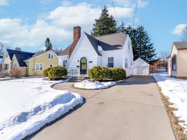 1226 S Clay St, Green Bay, WI 54301