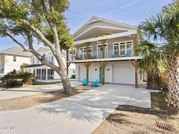 613 S Fifth Avenue S, Kure Beach, NC 28449