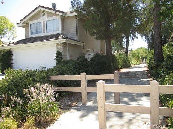 2nd image of 27200 Rosemont Ln