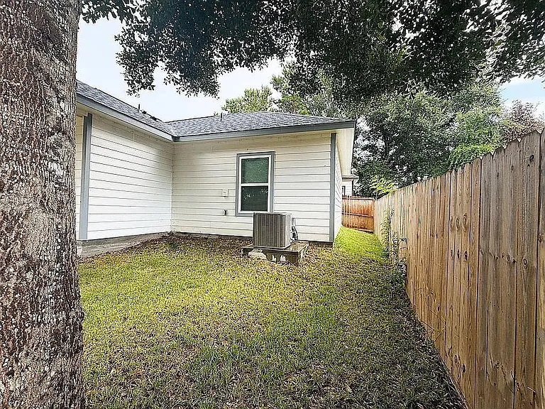 16713 E Forrestal — Photo 11