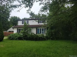 33679 Somerset St, Westland, MI 48186