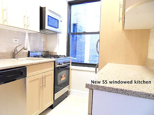 Rented by Stonehenge NYC LLC | media 14