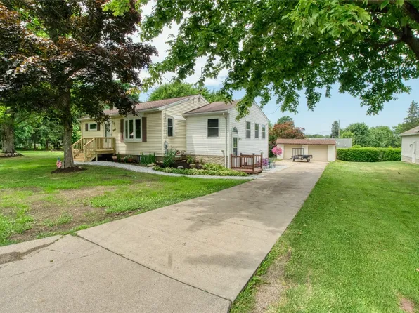 116 Frank Ave, Erie, PA 16509