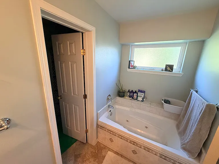 11752 D Anjou Ln — Photo 12
