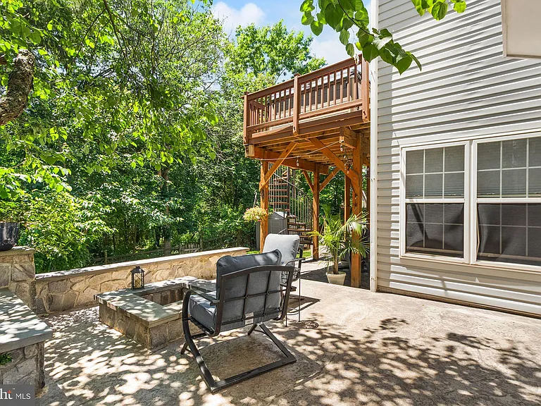 6050 Smooth Stone Pl — Photo 63