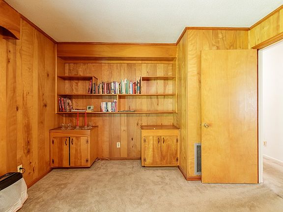 4th image of 5009 Mulberry Pl
