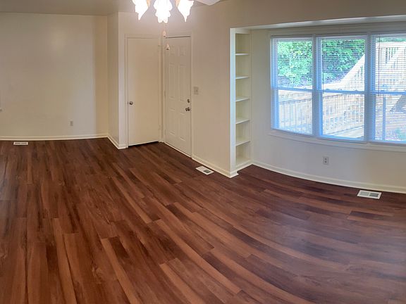 4th image of 2001 Kenwood Blvd SE #2001