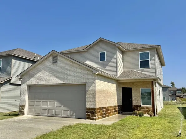 114 Lucy Ln, Maumelle, AR 72113