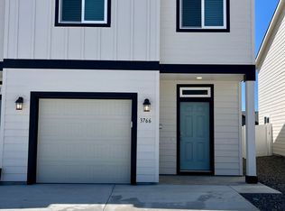 3766 S Roosevelt Pl, Kennewick, WA 99338