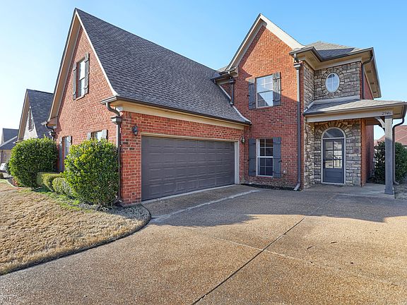 2nd image of 2946 Boffin Dr