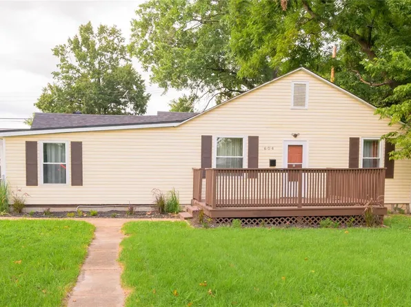 604 Vest Ave, Valley Park, MO 63088