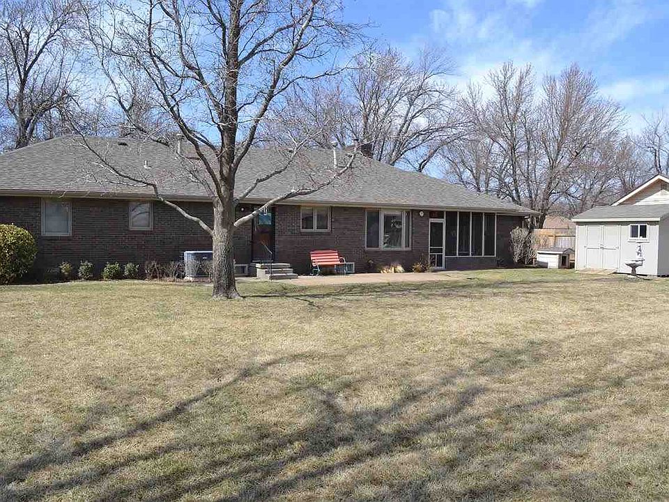 1st image of 2404 Westminster Dr