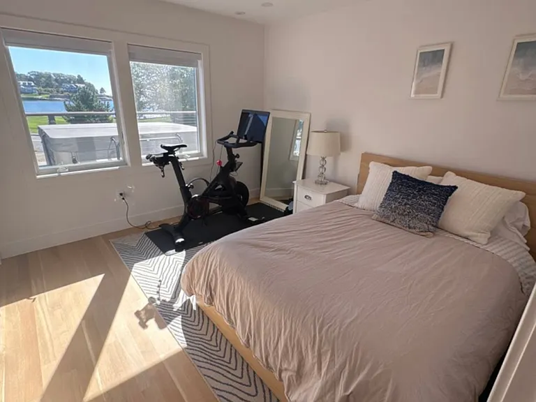 3rd bedroom with peloton (membership not included)