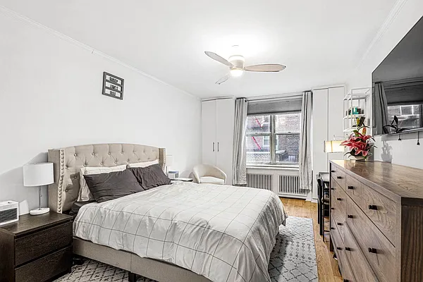 Sold by Compass | media 4