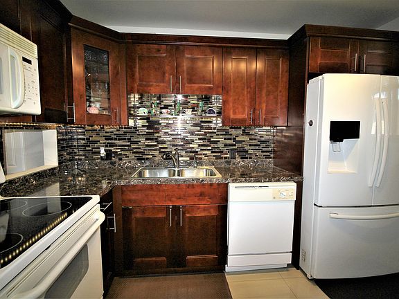 2nd image of 4345 Trevi Ct APT 104
