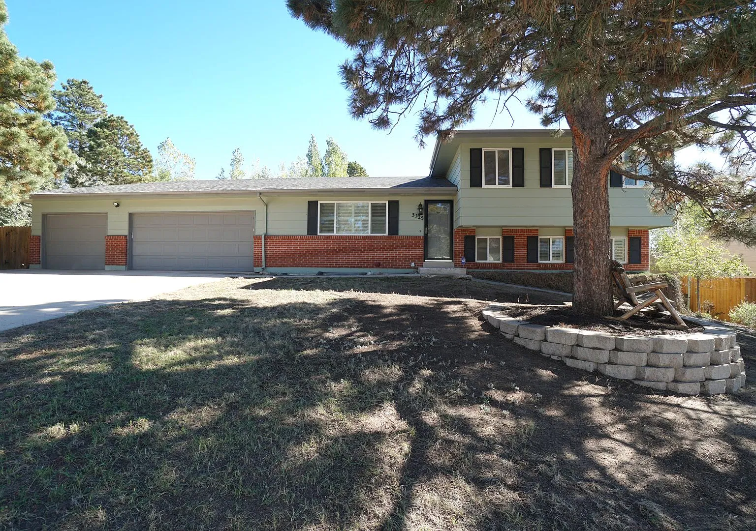 3325 Cortina Drive — Photo 4