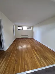 1275 East 5th Street