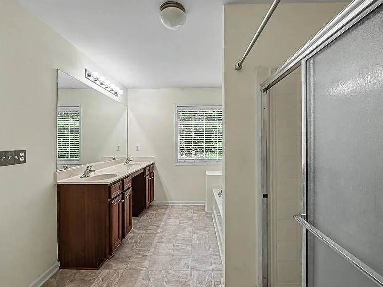 2150 Waterford Park Dr — Photo 19
