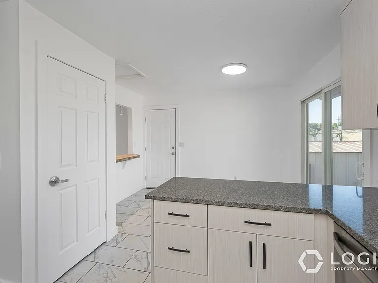 4248 S 6440 W — Photo 10