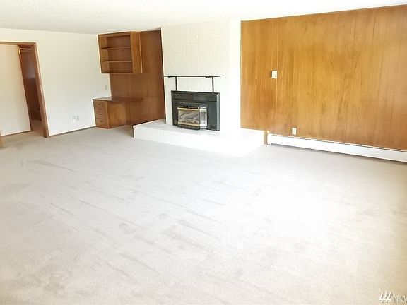 3rd image of 16614 Park Ave S