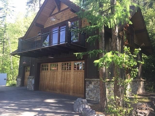 1st image of 230 Luge Ln