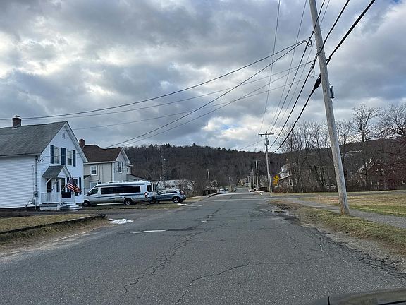 4th image of 25 State St