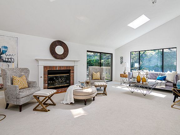 5th image of 1250 Trinity Dr
