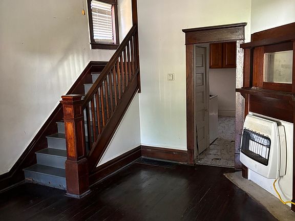 2nd image of 501 Oney Ave