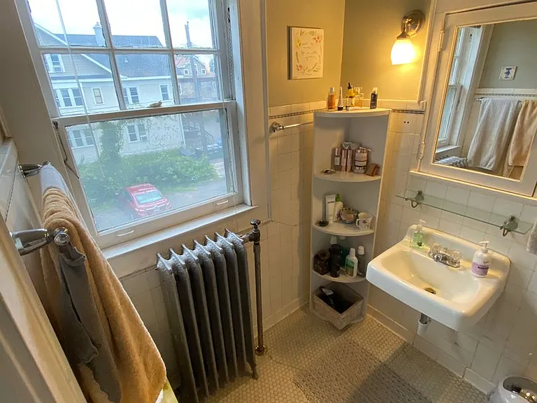 2118 Pillsbury Ave S #9 — Photo 13
