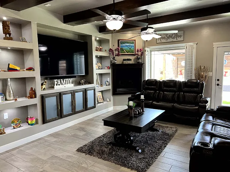 14231 Richard Wiles Ave — Photo 23