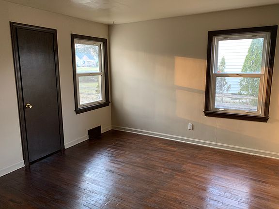 3rd image of 6935 Glenwood Ave