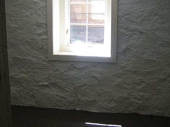 5th image of 702 14th Ave S
