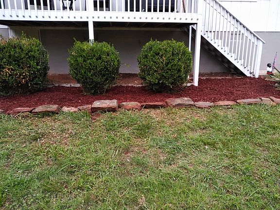 4th image of 38 Pecks Creek Ct